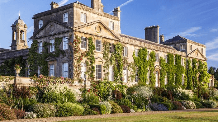 Gardens of the West Country with Glenis Smith 