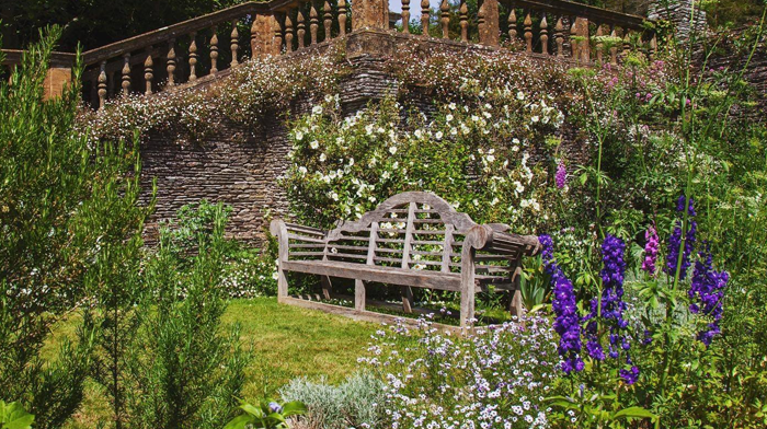 Gardens of the West Country Glenis Smith 2022